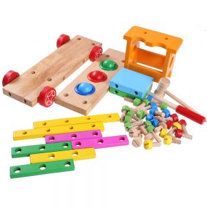 Alternative view of Wooden Screw Car