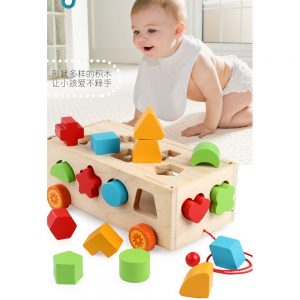 Alternative view of Shape Sorter Trailer