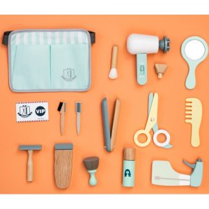 Alternative view of Wooden Barber Set