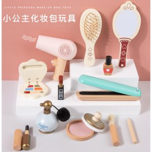 Wooden Beauty Accessories Set